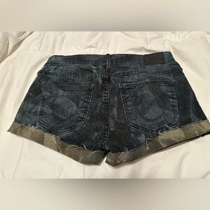 True religion Casey low-rise super skinny, cut off Jean shorts. 28.